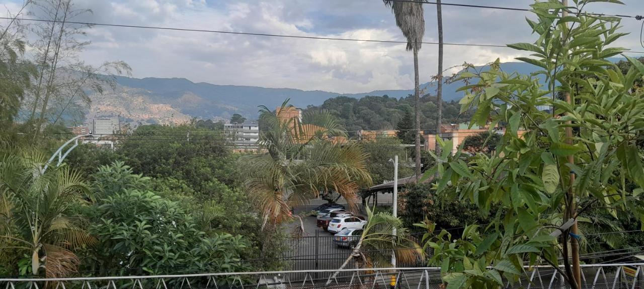 Apartmán Alcobas Con Desayuno Incluido Bano Compartido Medellín Exteriér fotografie